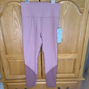 NWT Vuori CB Studio Light Terracotta Leggings 25”